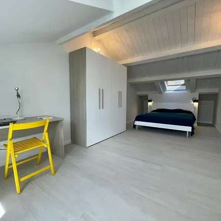 Casa Roma Apartment *
