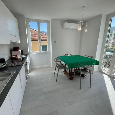 Casa Roma ليفانتو